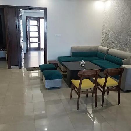 Homistay 1 Bhk Panchkula Exterior photo